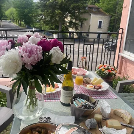 Du Parc Bed & Breakfast 3*